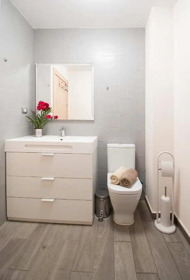 Apartmán Green View Luxury Appartment In New Complex Pueblo Majorero Next To Golf Course 5 Min Walk From The Beach And Atlantico Shopping Centre In Caleta De Fuste Next To Cassino And Elba Sara Hotel 2 Bedrooms 2 Bathrooms Huge Terace!